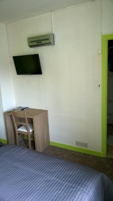 Hotel Des Voyageurs Vorey Szoba fotó