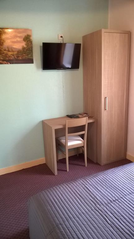 Hotel Des Voyageurs Vorey Szoba fotó